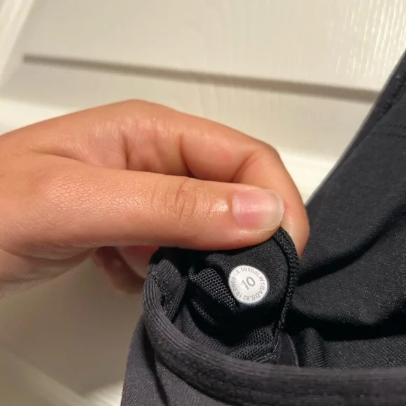 Lululemon Power Y Tank sz 10 - Picture 8 of 9